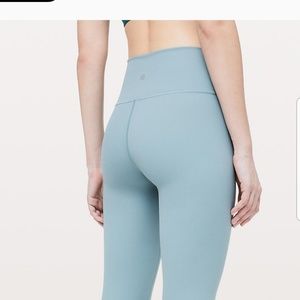 🍋Lululemon Wunder under tights